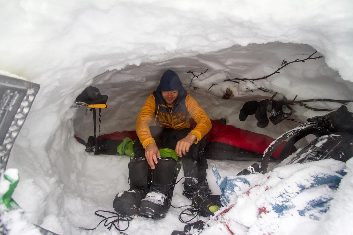 simon in snow cave